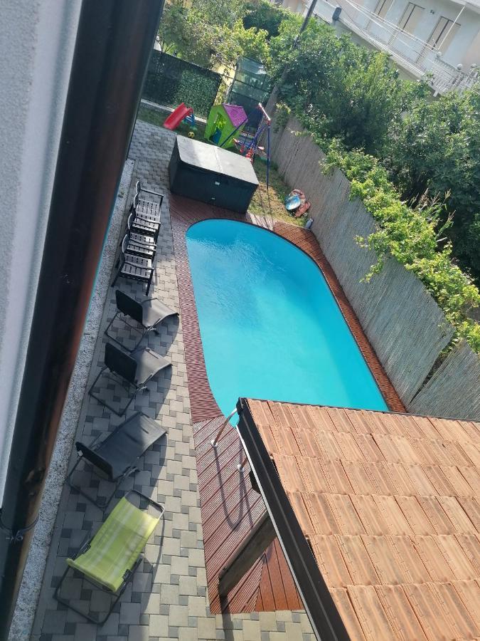 Apartmani U Kastelima Kaštela Exteriör bild