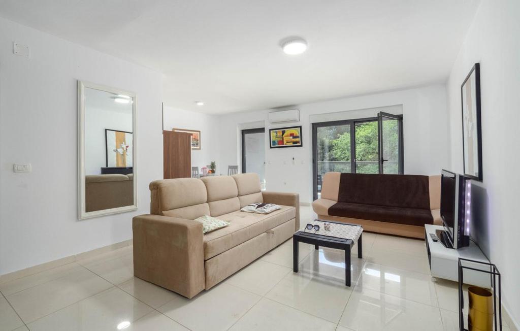 Apartmani U Kastelima Kaštela Exteriör bild