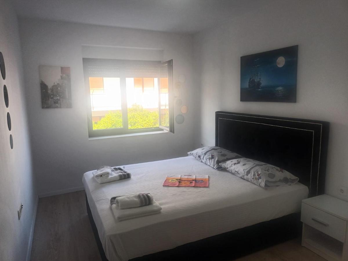 Apartmani U Kastelima Kaštela Exteriör bild