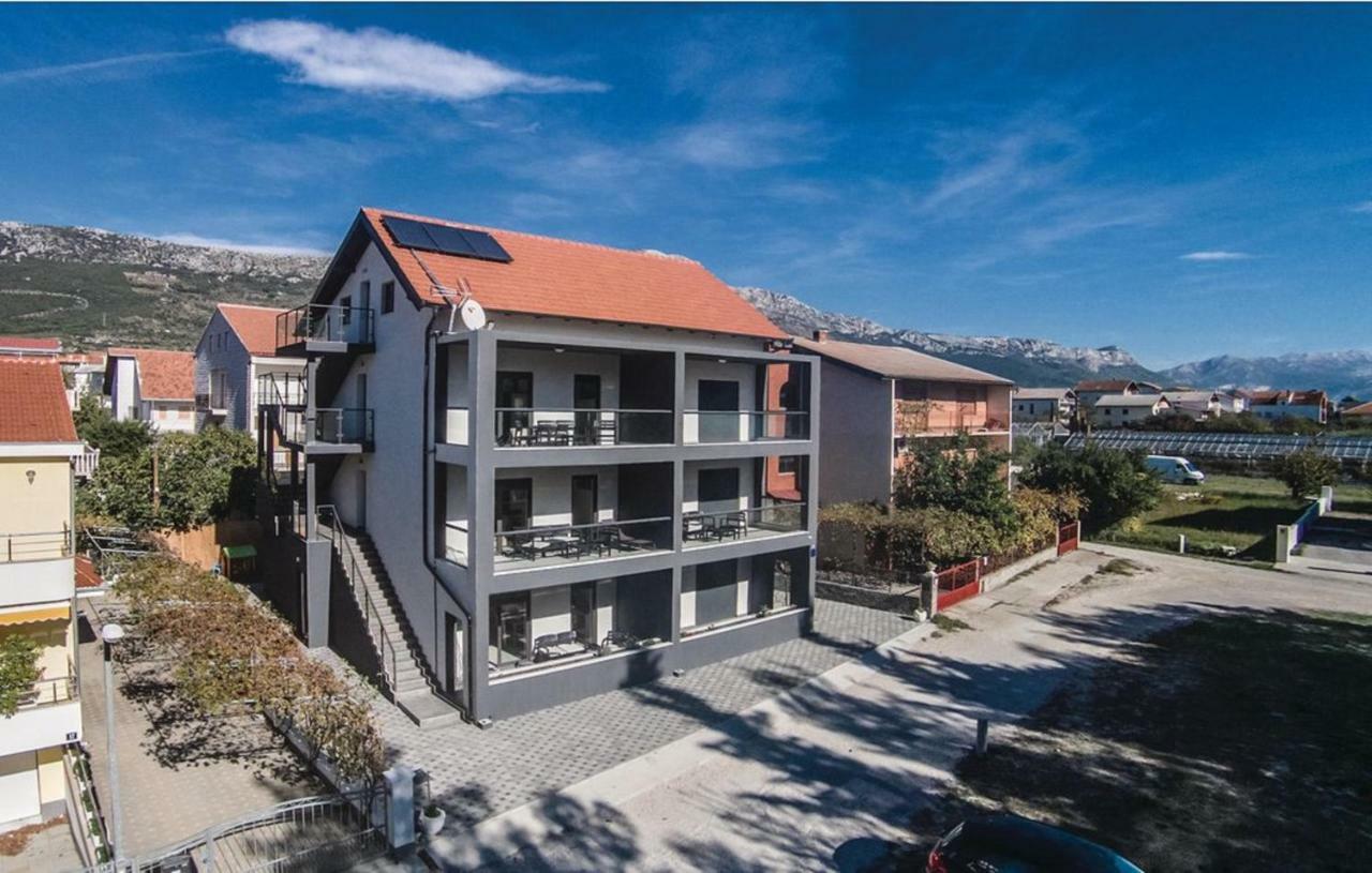 Apartmani U Kastelima Kaštela Exteriör bild