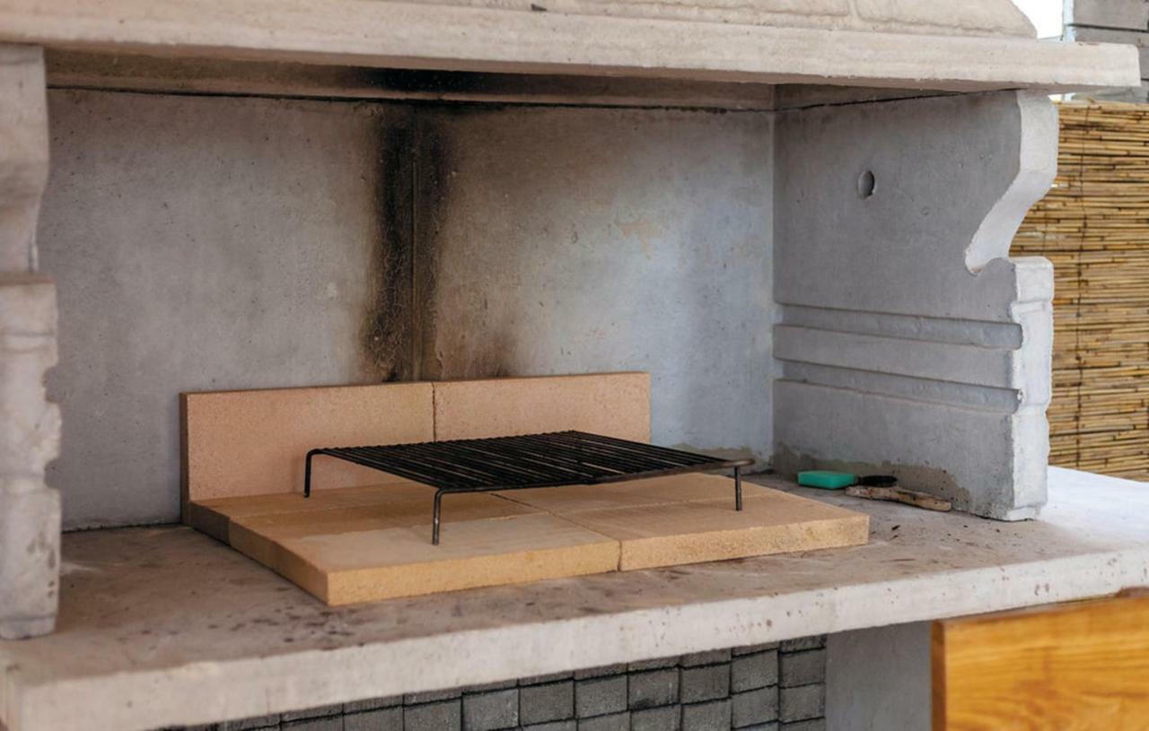 Apartmani U Kastelima Kaštela Exteriör bild